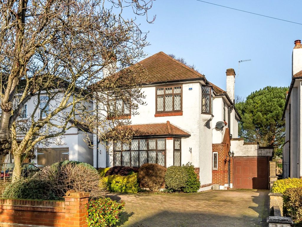 Greenway, Totteridge, London N20  
