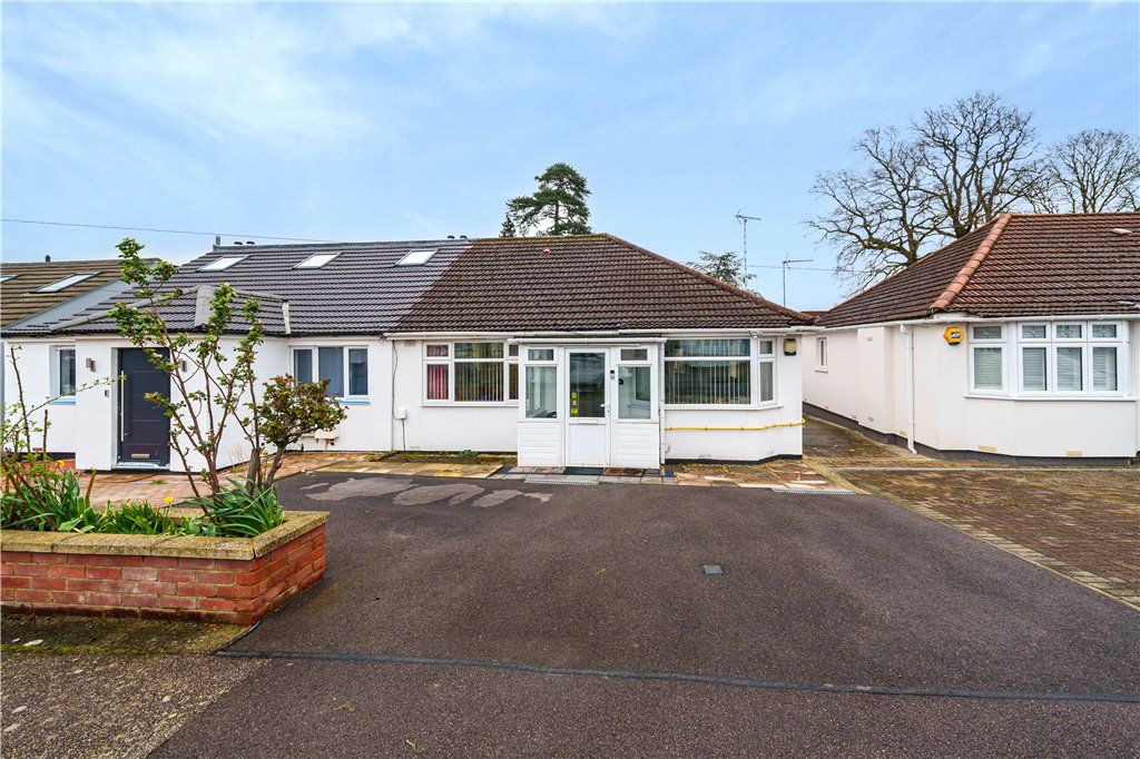 2 bed bungalow for sale in Compton Place, Watford, Hertfordshire WD19