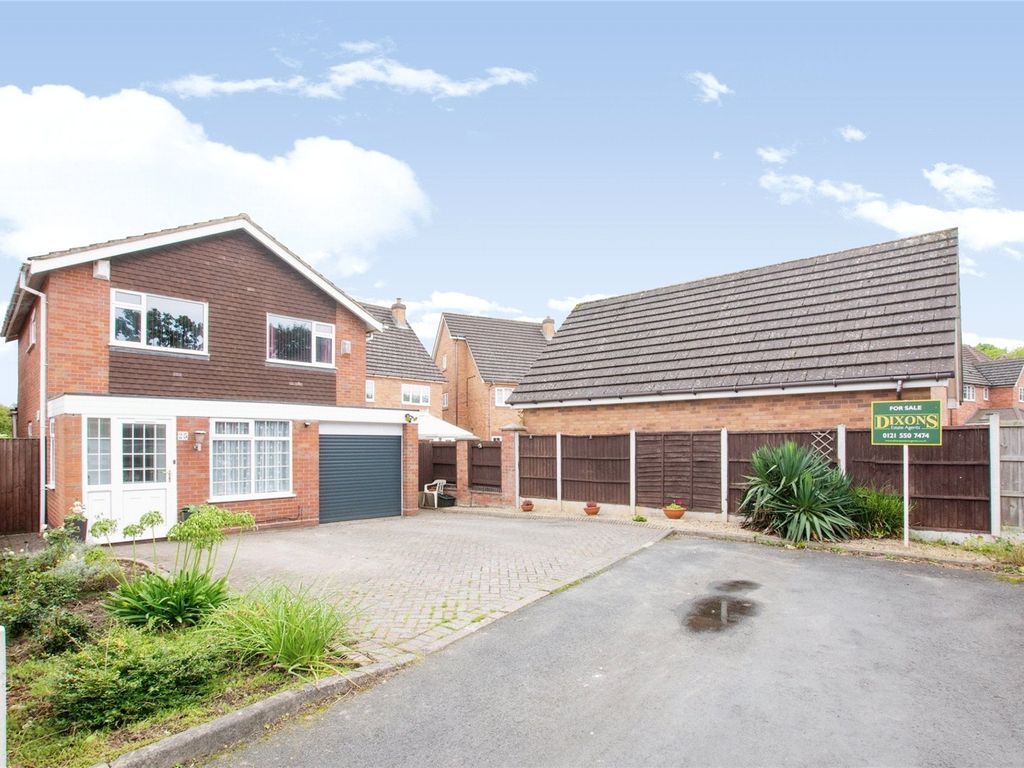 4 bed detached house for sale in Foxlea Road, Halesowen, West Midlands