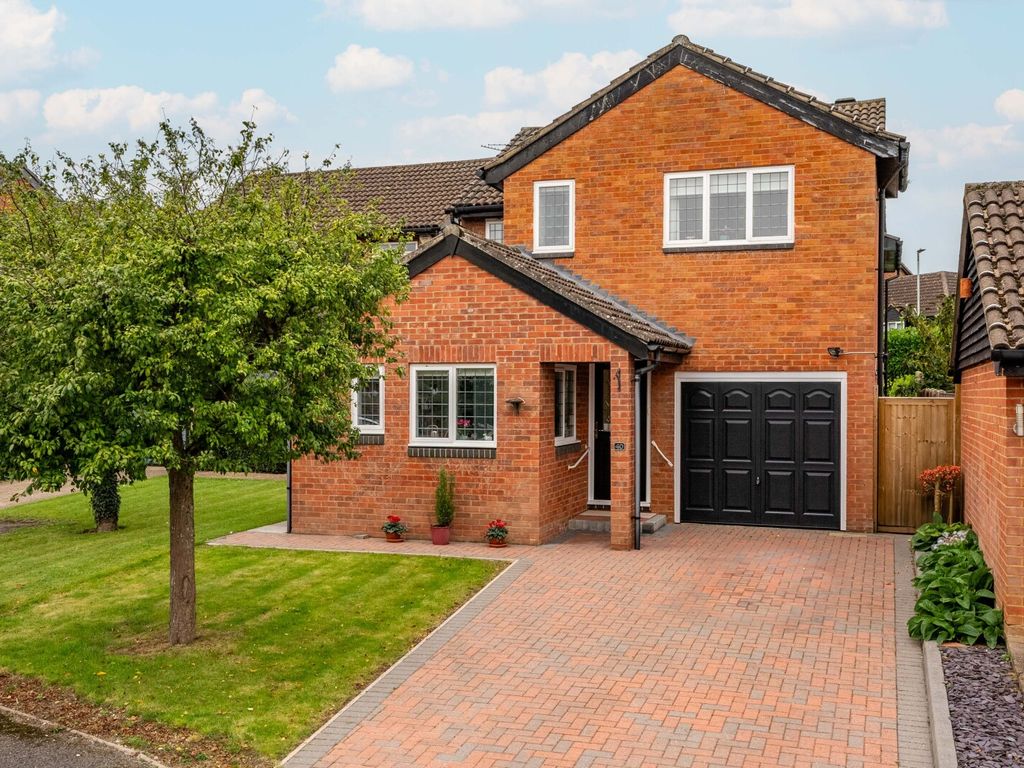 4 bed detached house for sale in Craiglands, St. Albans, Hertfordshire