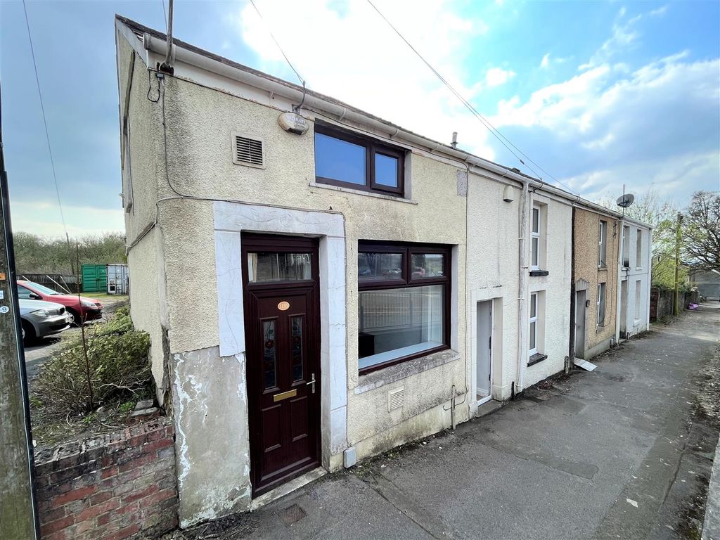 1 bed end terrace house for sale in Carmarthen Road, Fforestfach