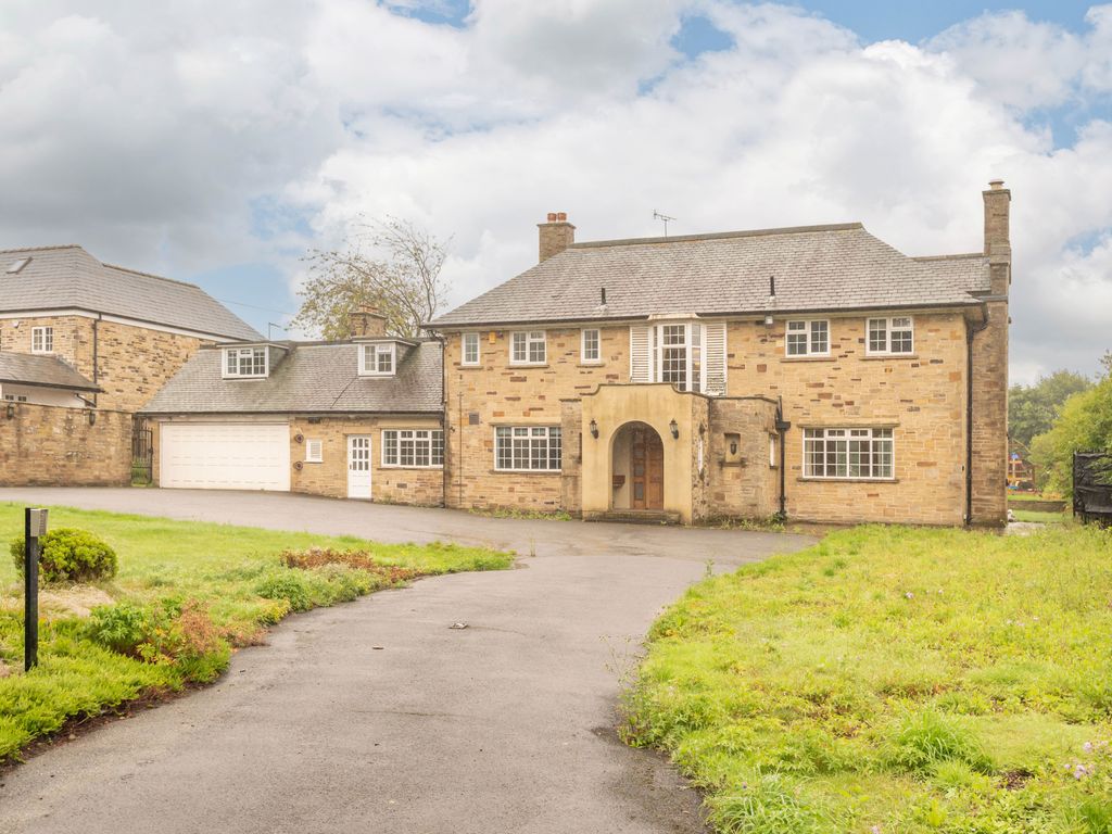 5 bed detached house to rent in Wigton Lane, Alwoodley, Leeds LS17 Zoopla