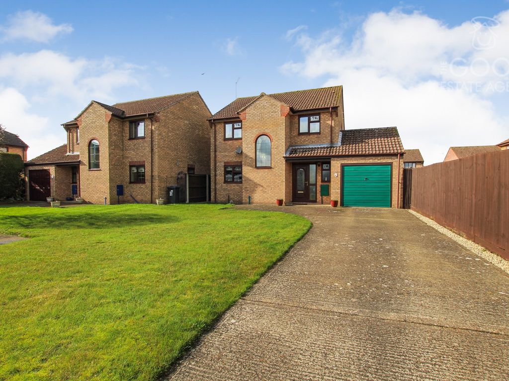 4 bed detached house for sale in Fleet Close, Littleport CB6, £360,000 Zoopla