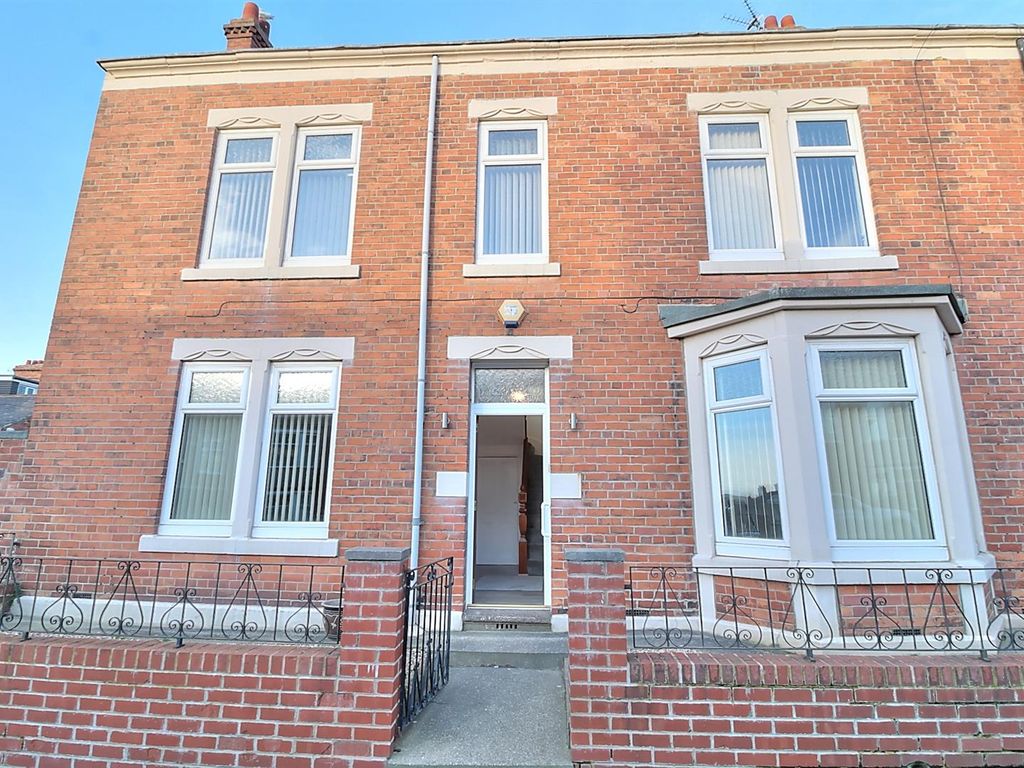 2 bed terraced house to rent in Joicey Road, Low Fell, Gateshead NE9