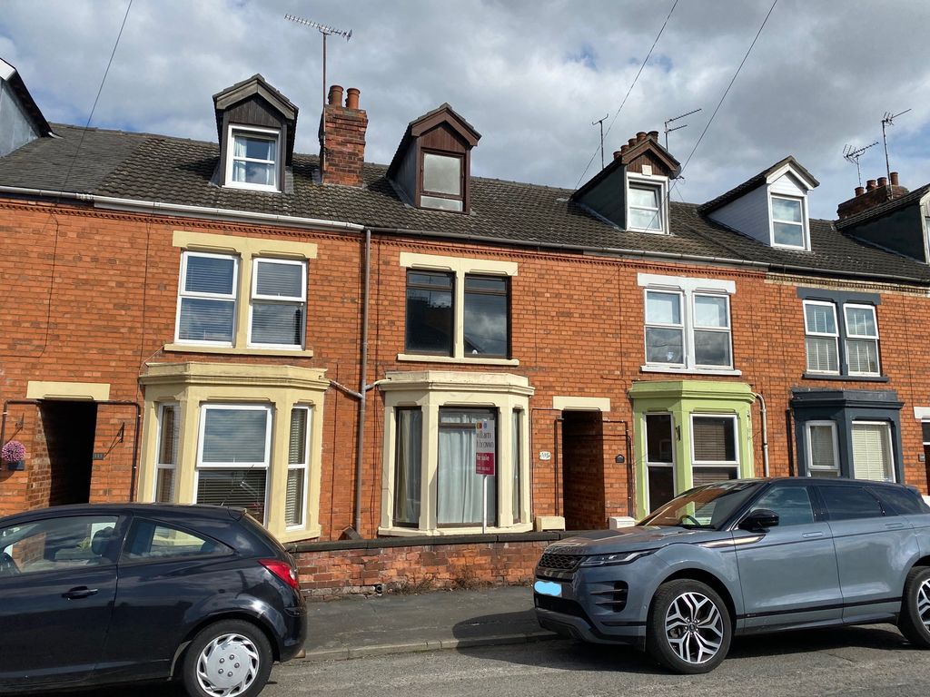 3 bed terraced house for sale in Houghton Road, Grantham NG31, £160,000 Zoopla