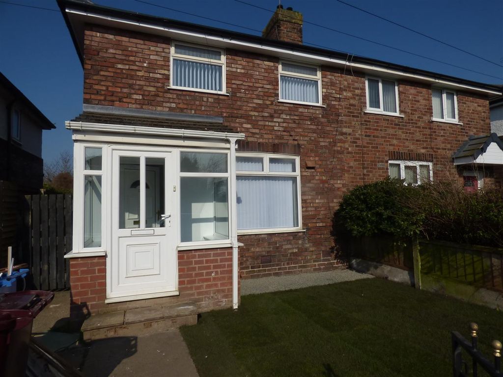 2 bed semidetached house to rent in St Gabriels Avenue, Huyton