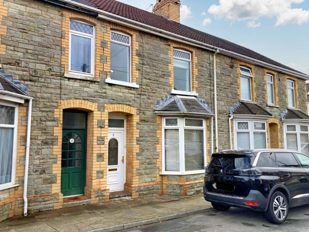 3 bed terraced house for sale in South Road, Porthcawl CF36 Zoopla