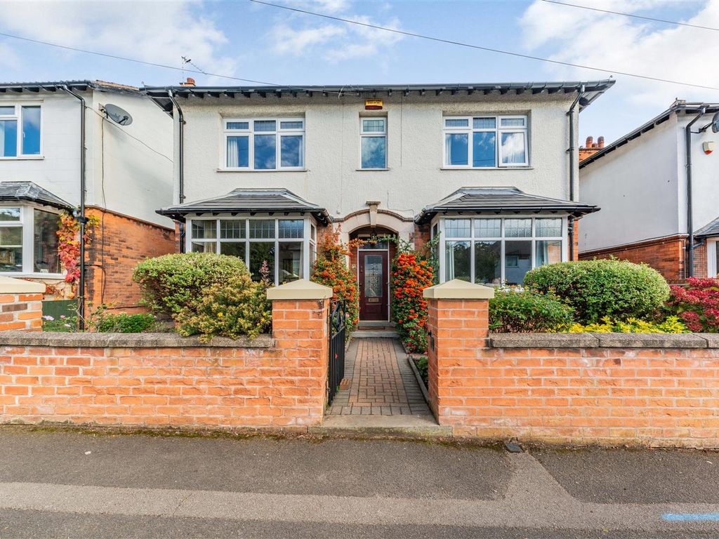 4 bed detached house for sale in Bamford House, Clipstone Avenue