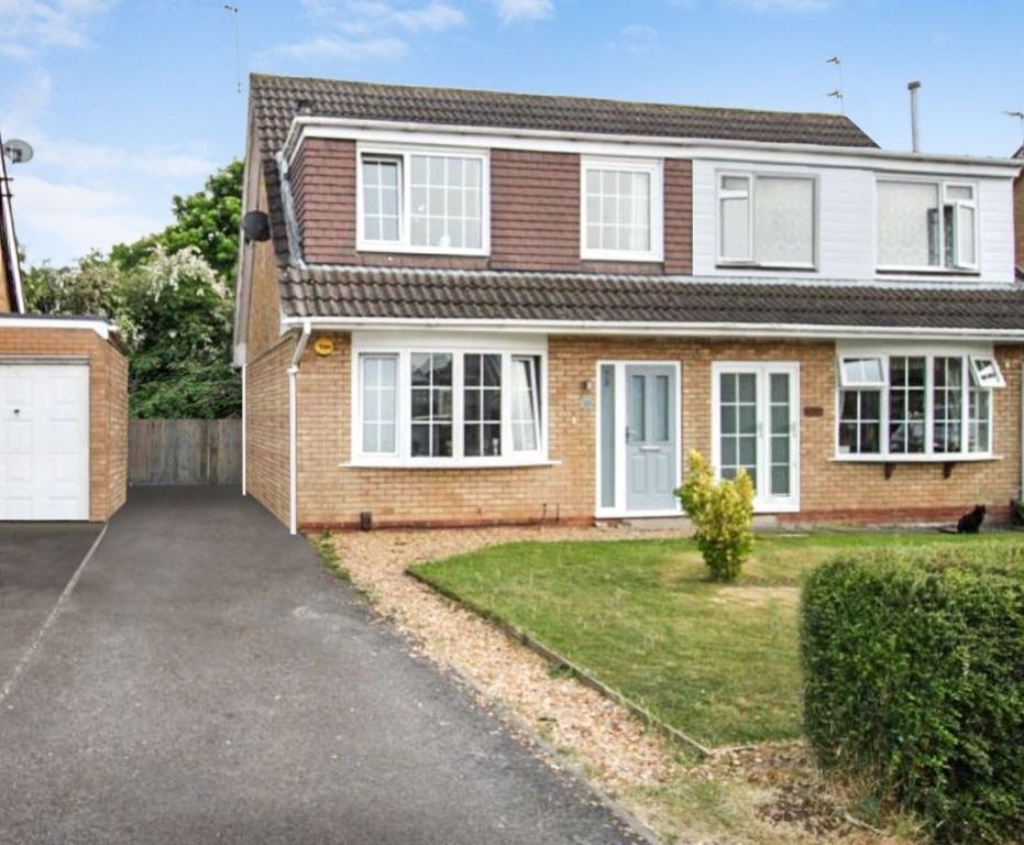 3 bed semidetached house for sale in Conway Drive, Shepshed