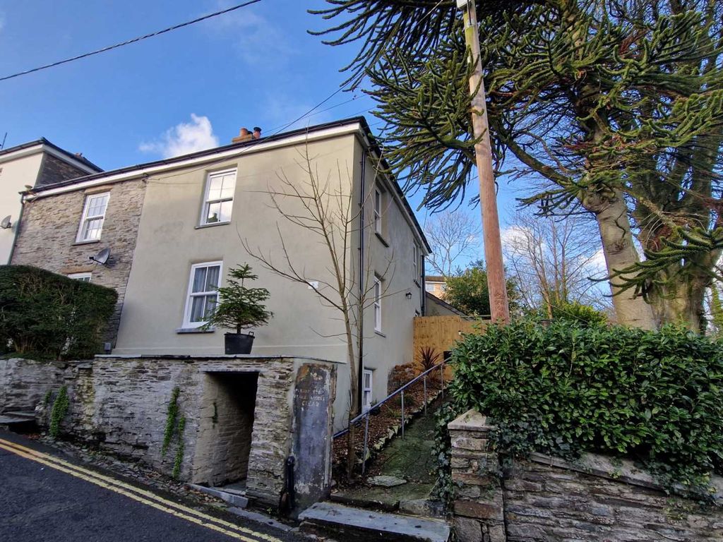4 bed end terrace house for sale in Chapel Street, Camelford PL32 Zoopla