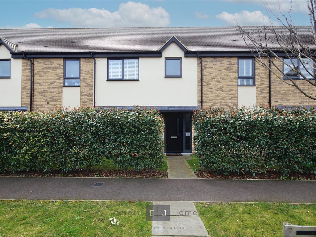 3 bed terraced house to rent in Park View, Chigwell IG7 Zoopla