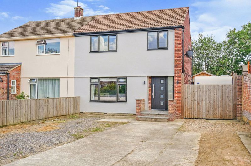 2 bed semidetached house for sale in Wise Avenue, Kidlington OX5, £