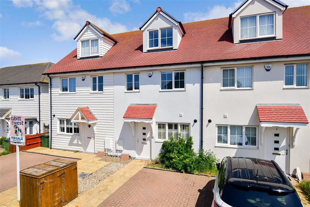 3 bed terraced house for sale in Friars Close, Peacehaven, Brighton