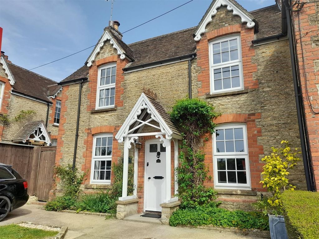 4 bed cottage for sale in Gainsborough, Milborne Port, Sherborne DT9, £