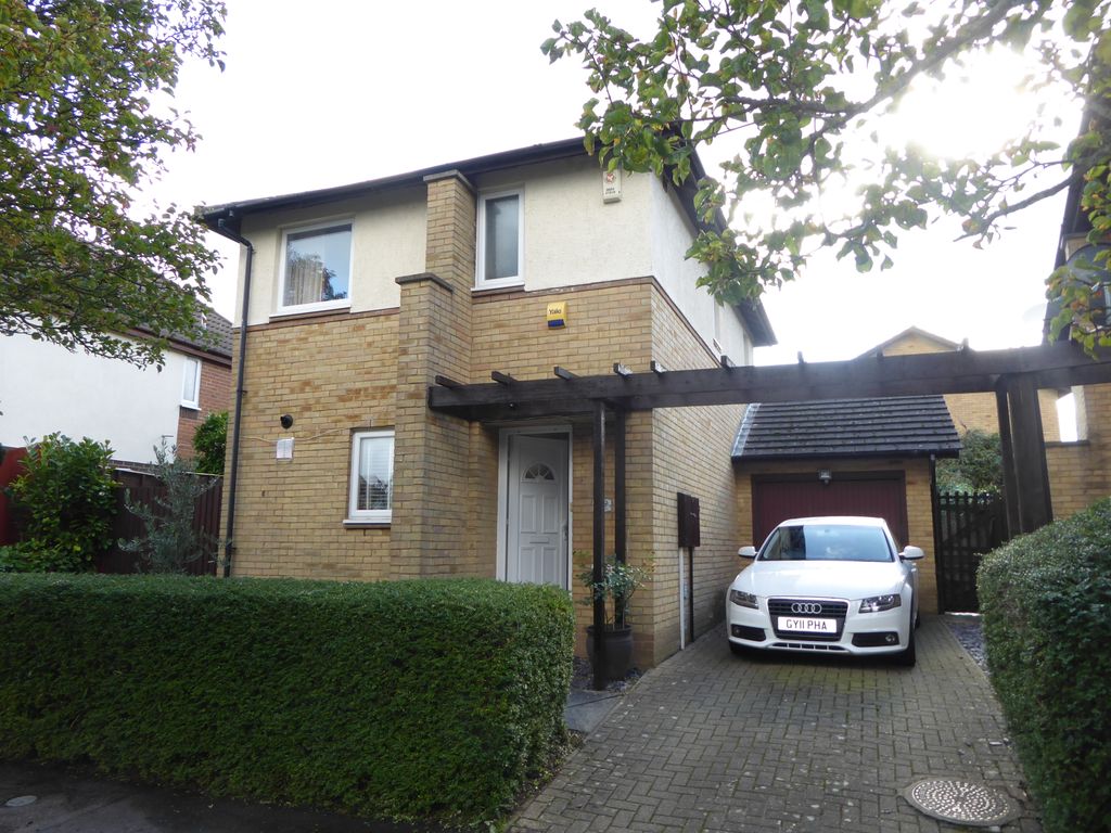 3 bed detached house to rent in Pickering Drive, Milton Keynes MK4 Zoopla