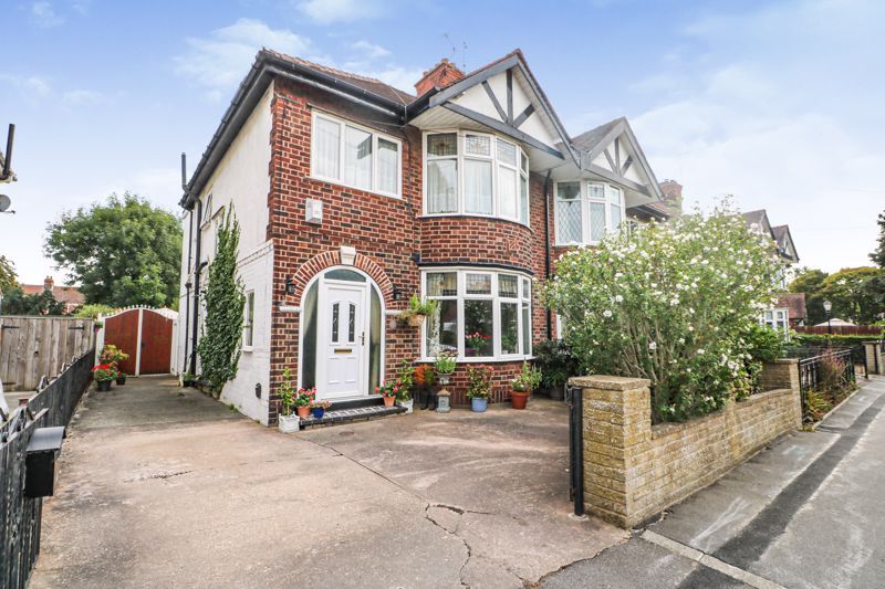 4 bed semidetached house for sale in Legarde Avenue, Hull HU4 Zoopla