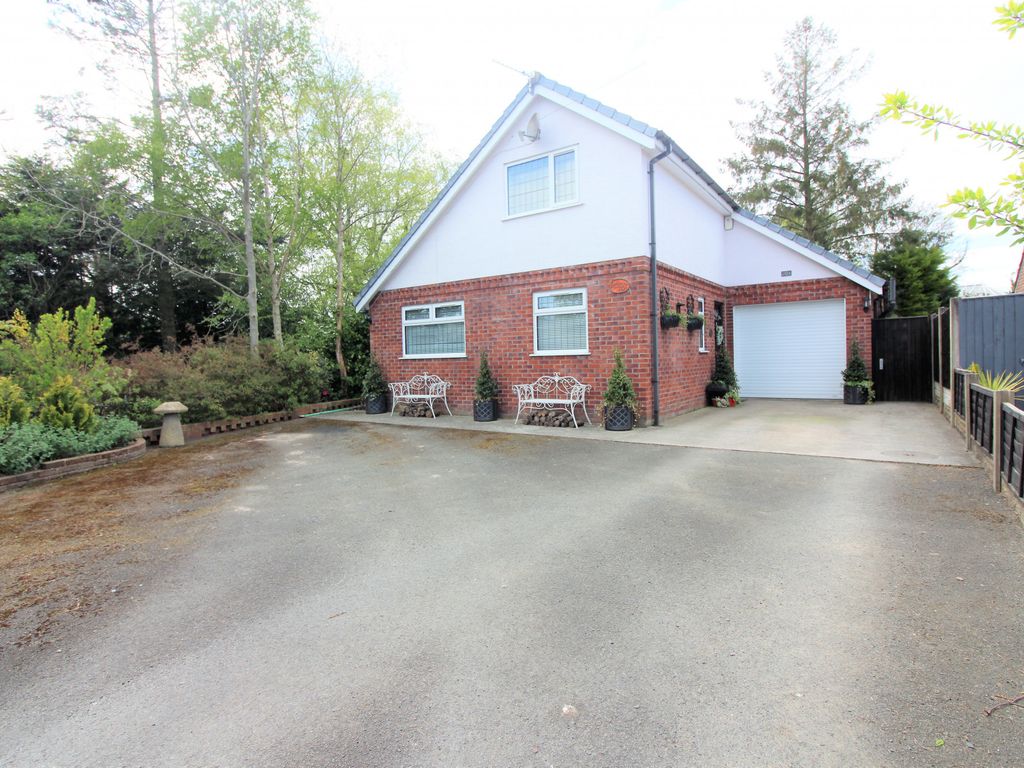 5 bed detached house for sale in Links Road, Knott End On Sea FY6 Zoopla