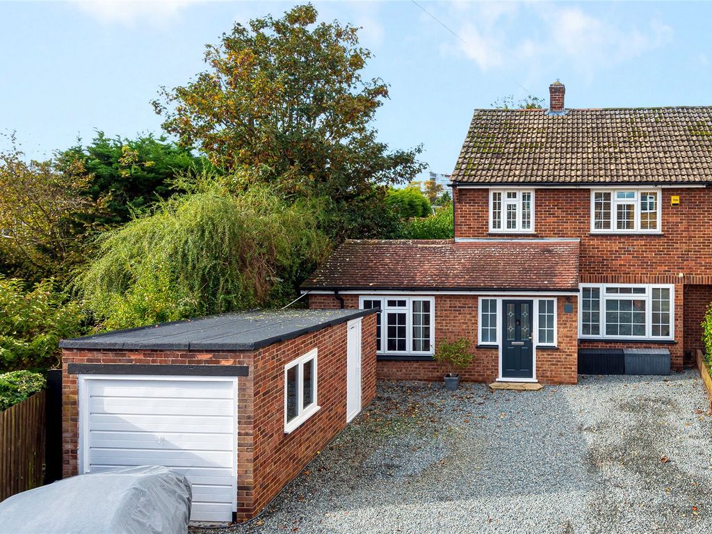 Newlyn Close, Uxbridge, Middlesex UB8  