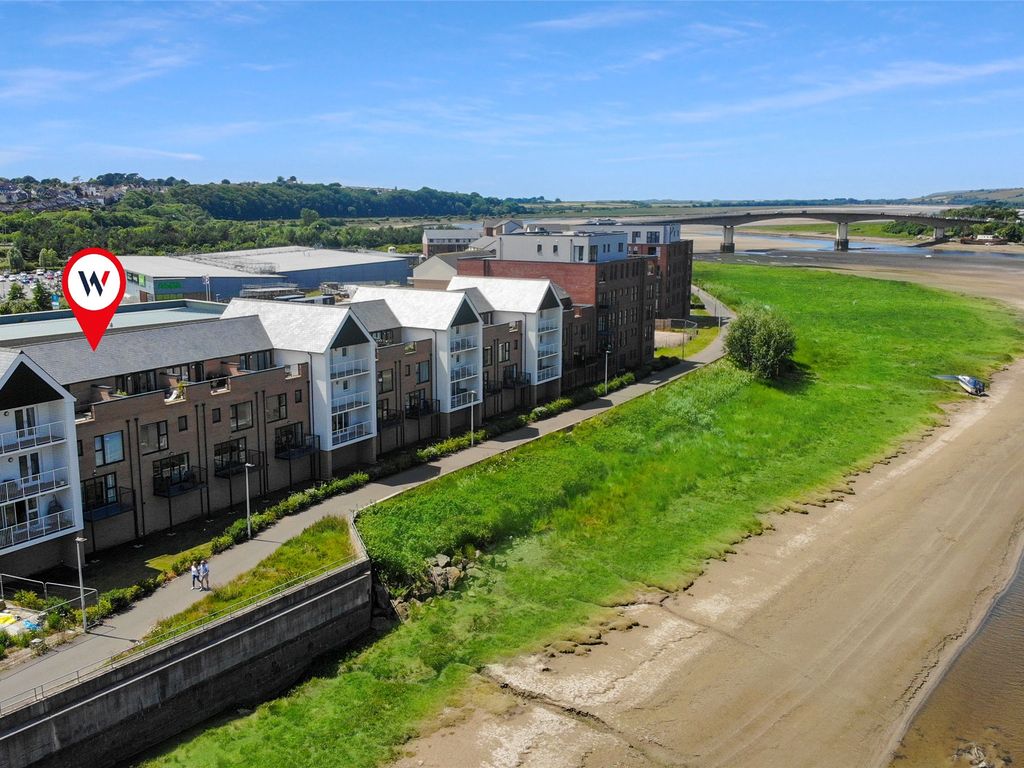 4 bed terraced house for sale in Taw Wharf, Sticklepath, Barnstaple