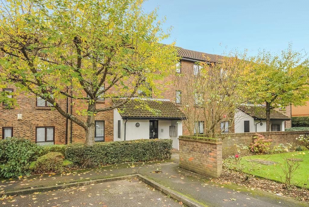 1 bed flat to rent in Talman Grove, Stanmore, Middlesex HA7 Zoopla