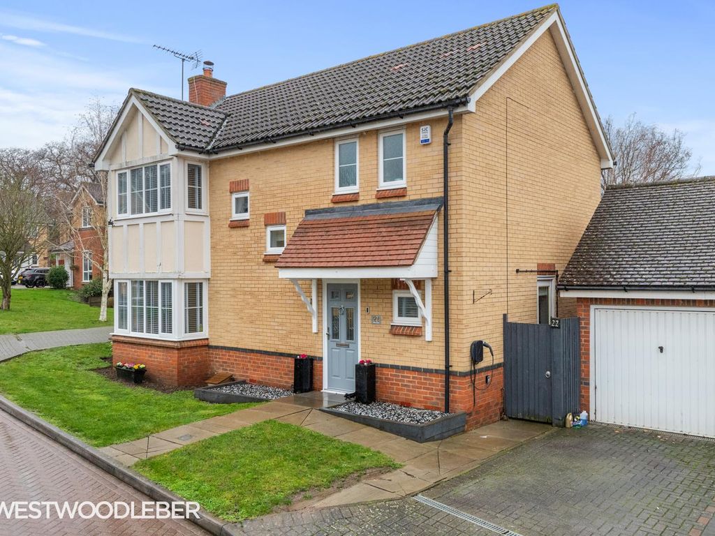 4 bed detached house for sale in Ellis Close, Hoddesdon EN11, £650,000