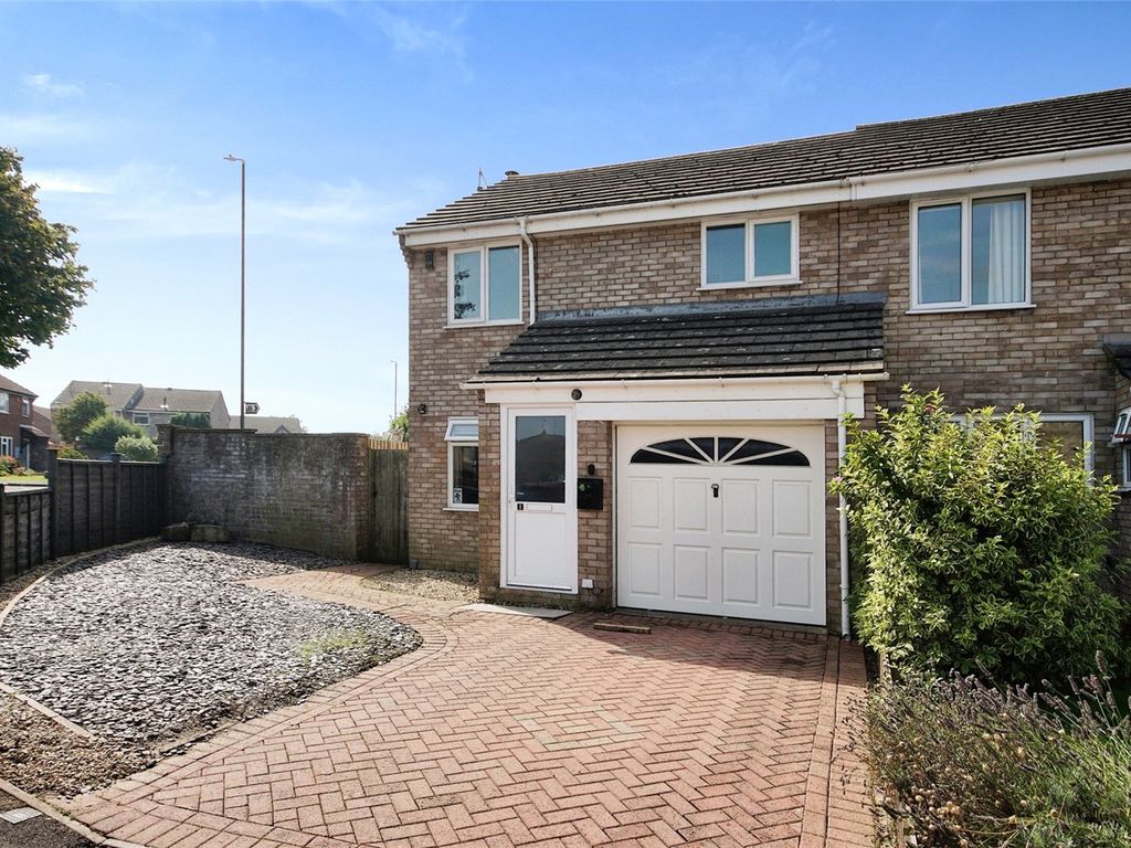 3 bed semidetached house for sale in Cerimon Gate, Stoke Gifford