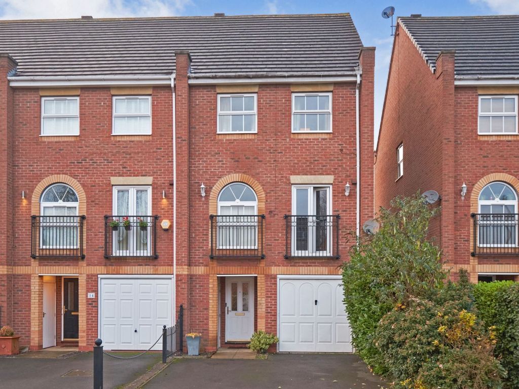 4 bed town house for sale in Warren House Walk, Sutton Coldfield B76
