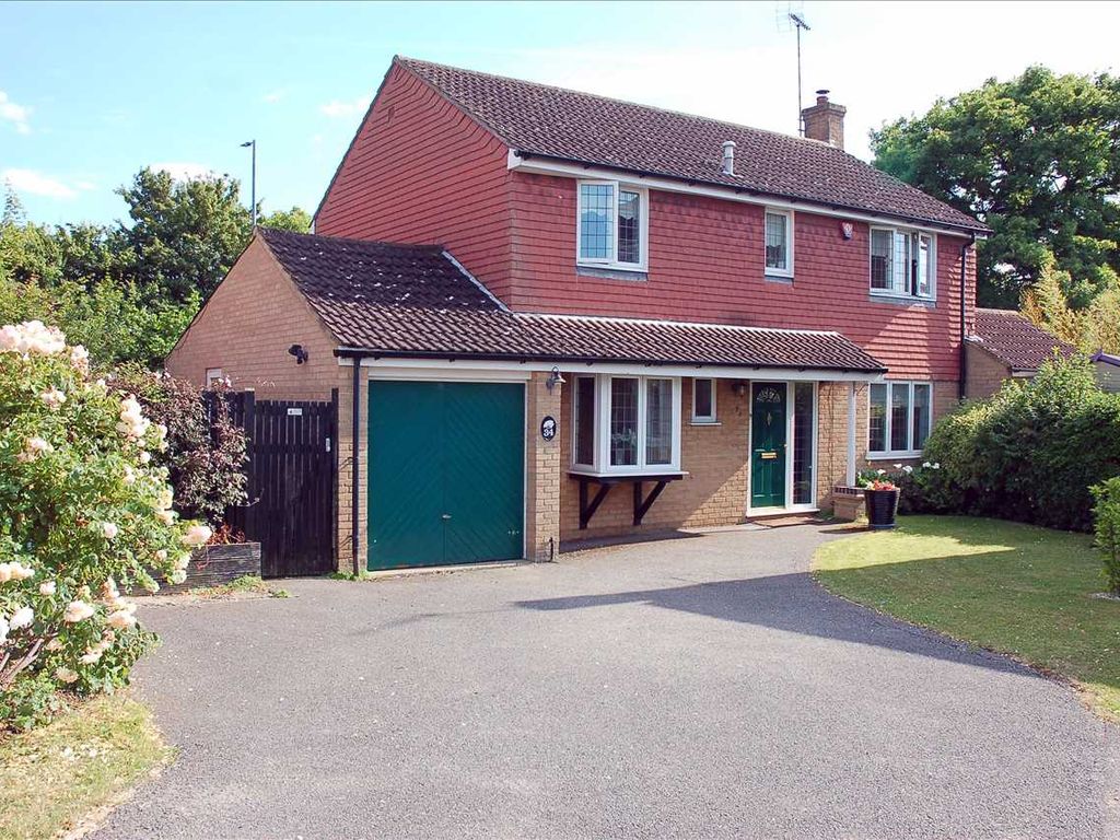 Micawber Way, Chelmsford CM1  