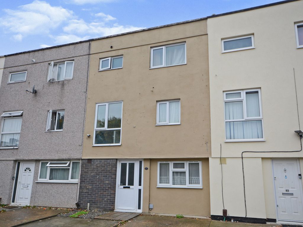 Roodegate, Basildon SS14  