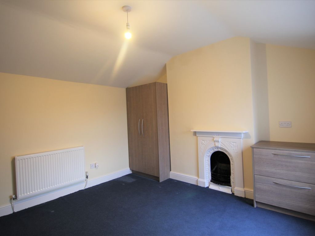 6 bed flat to rent in Fairfield Road, Droylsden, Manchester M43 Zoopla