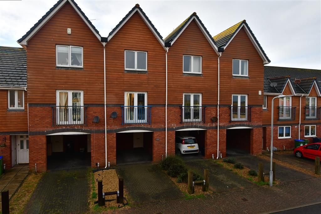 3 bed town house for sale in West Quay, Newhaven, East Sussex BN9, £