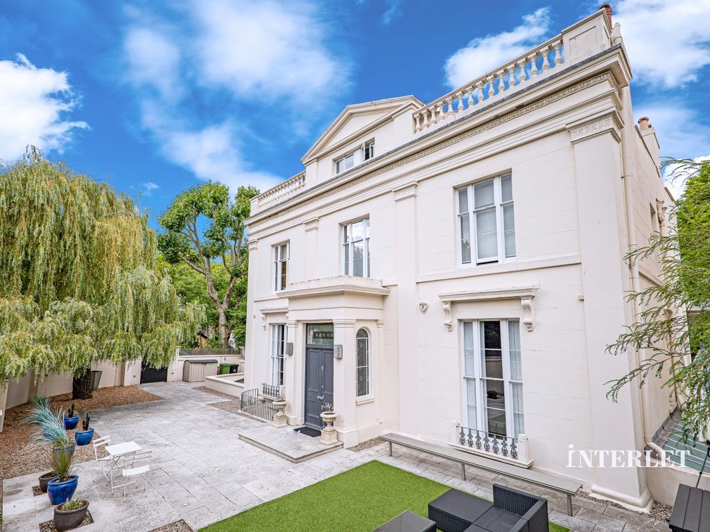 6 bed semidetached house for sale in Warwick Avenue, Little Venice