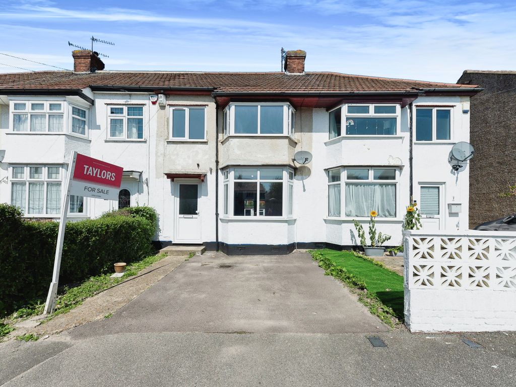 3 bed terraced house for sale in Ridgeway Drive, Dunstable LU5, £