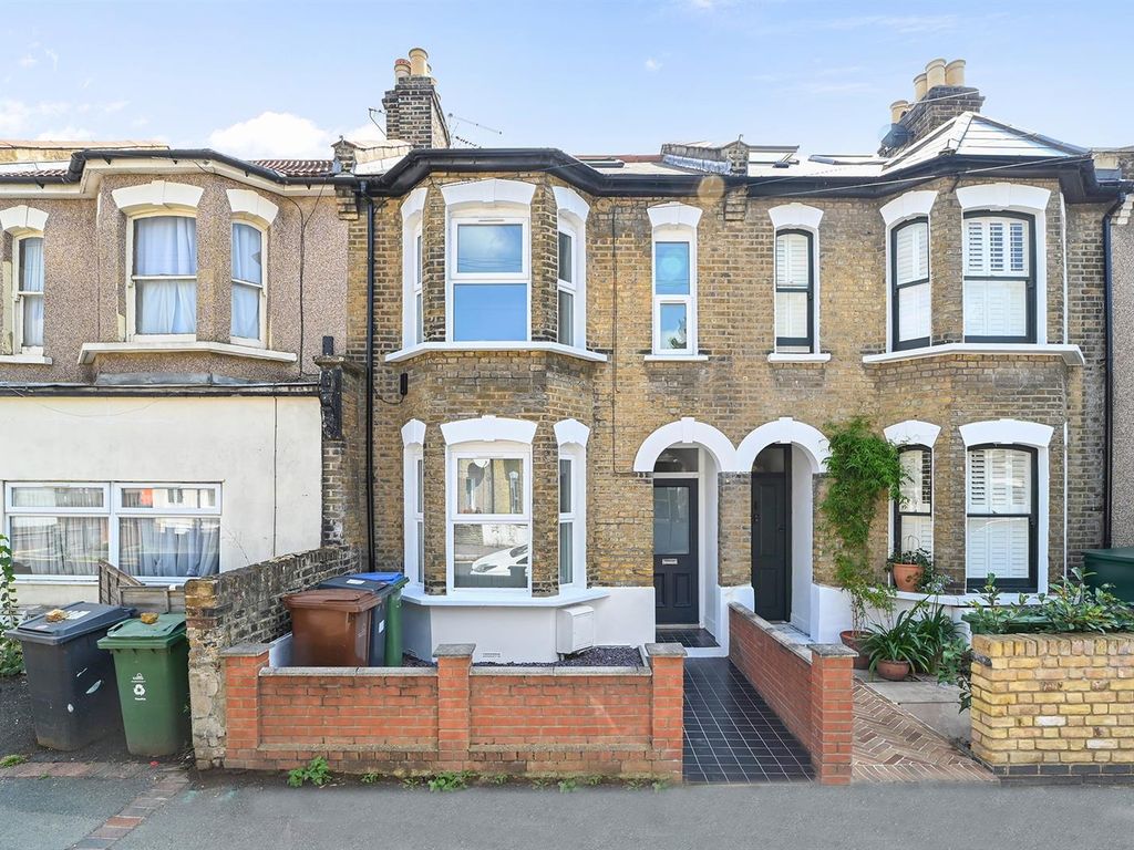 3 bed terraced house for sale in Thorpe Road, London E7 Zoopla