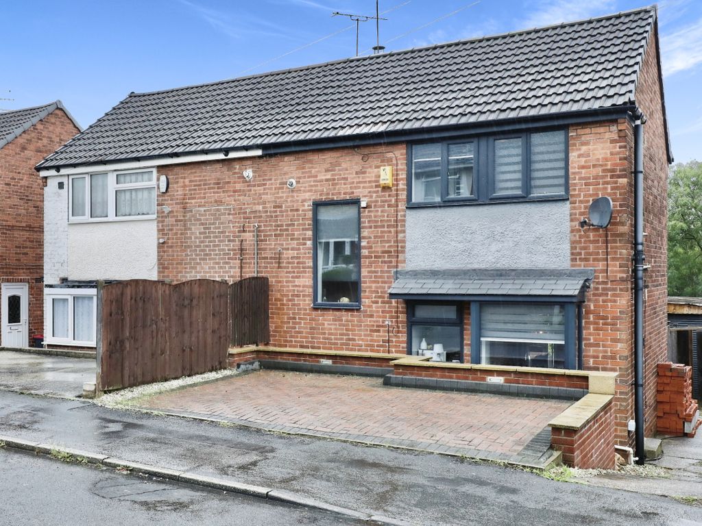 2 bed semidetached house for sale in Manvers Road, Sheffield S26, £