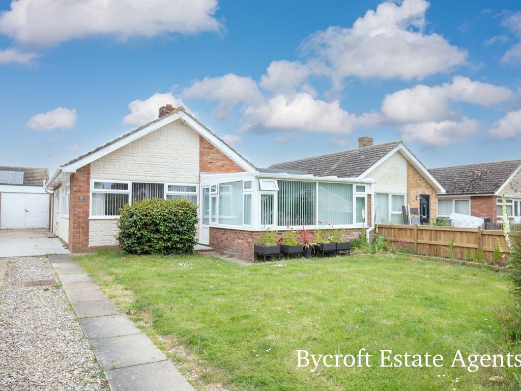 3 bed detached bungalow for sale in Staithe Road, Martham, Great