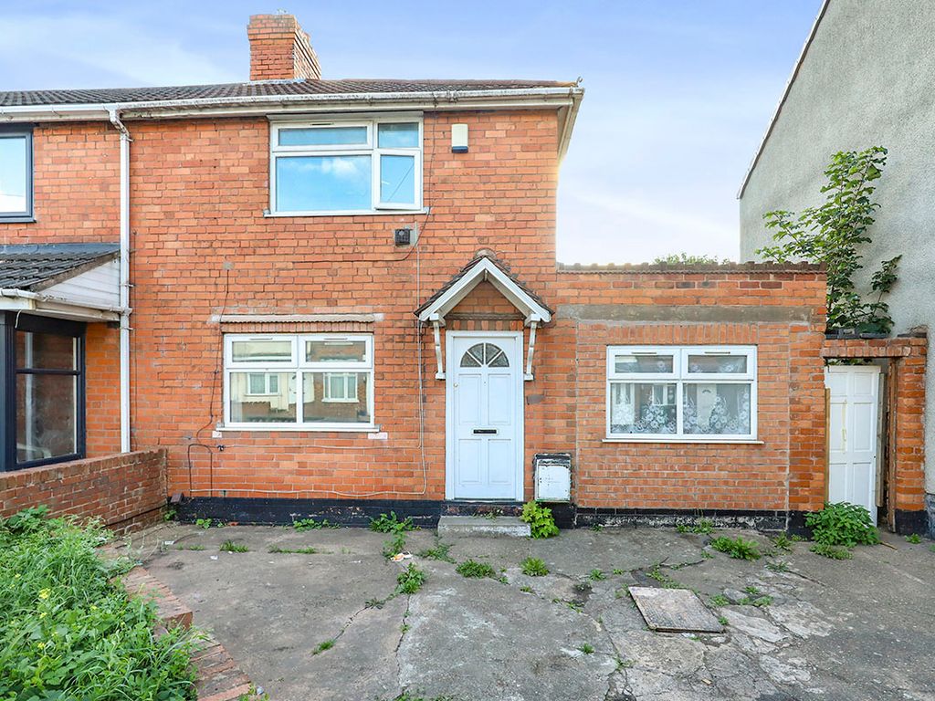 3 bed semidetached house for sale in Woden Road, Wolverhampton, West