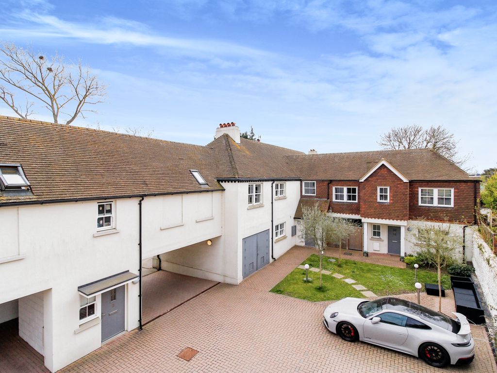 1 bed mews house for sale in North End Road, Yapton BN18 Zoopla