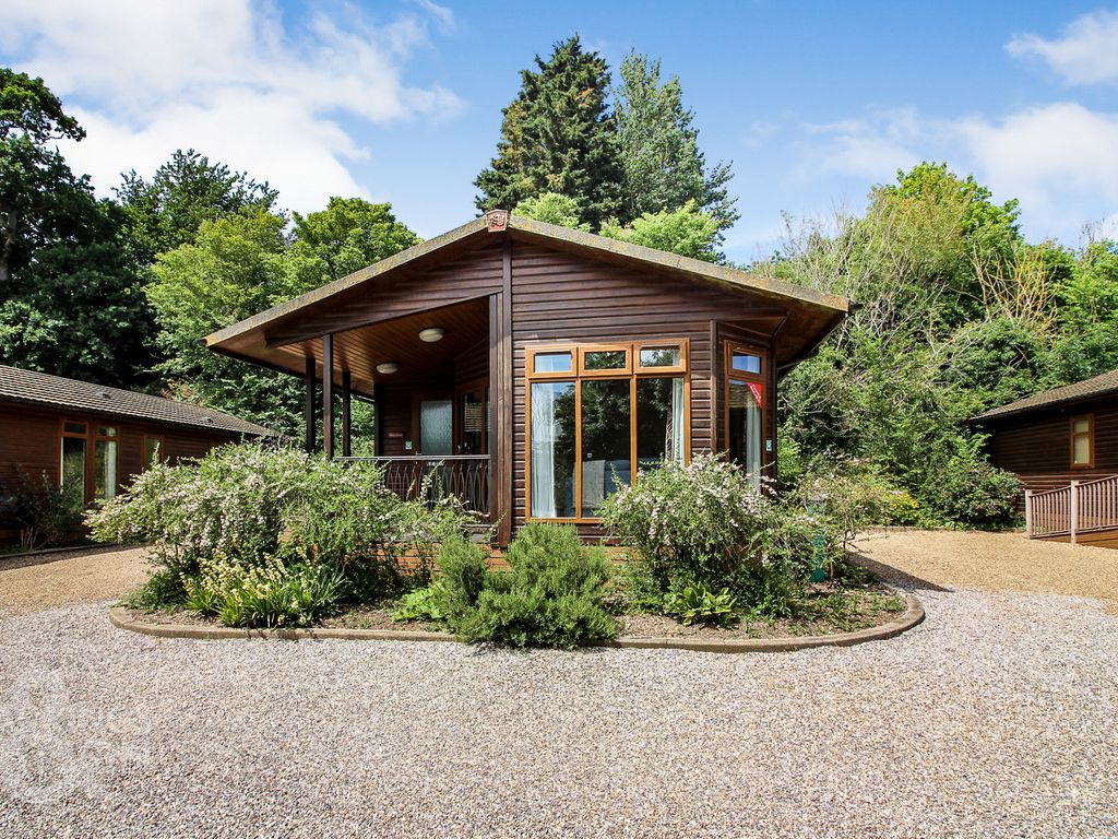 2 bed property for sale in Wheatacre, Staithe Road, Burgh St. Peter