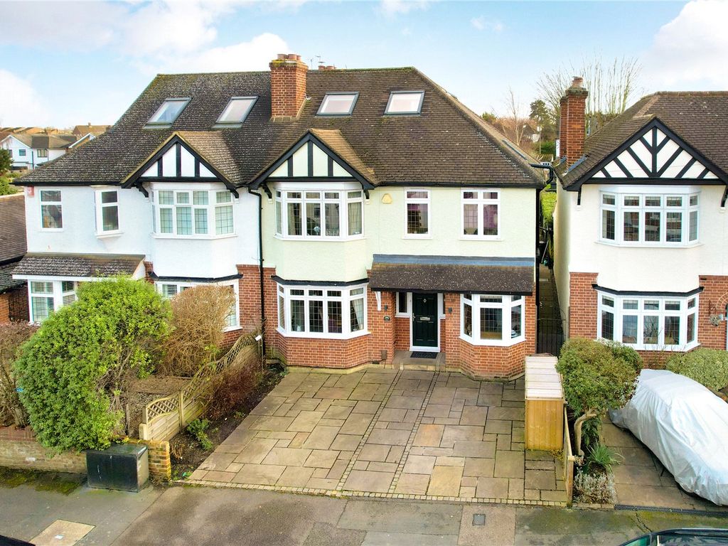 4 bed semidetached house for sale in Kings Road, WaltonOnThames KT12