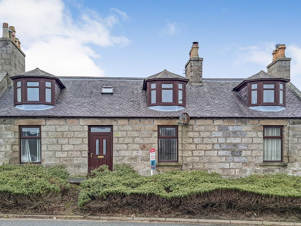 4 bed semidetached house for sale in High Street, New Pitsligo