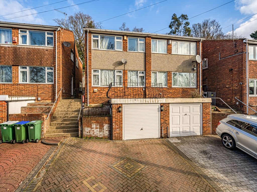 3 bed semidetached house for sale in Rochester Drive, Bexley DA5 Zoopla