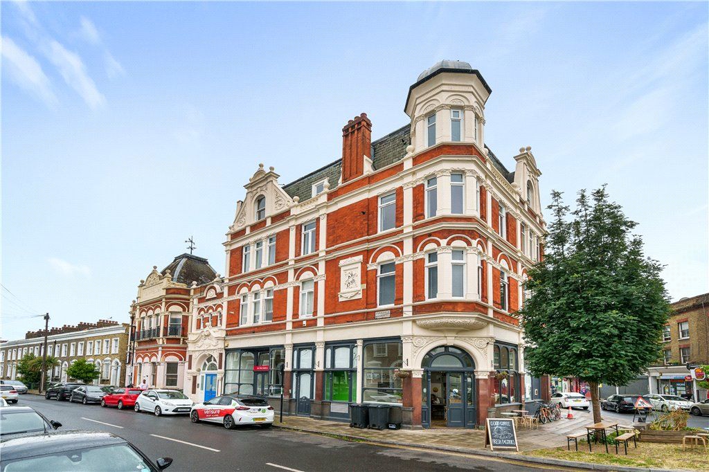 2 bed flat for sale in Loughborough Road, London SW9, £425,000 Zoopla