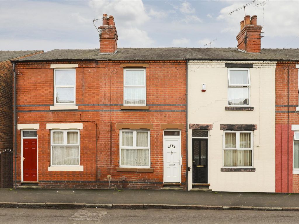 3 bed terraced house for sale in Grimston Road, Bobbers Mill