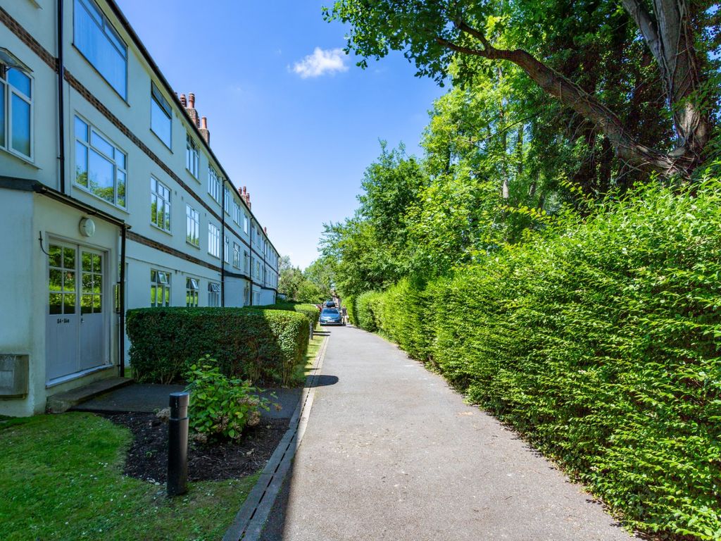 2 bed flat for sale in Martin Way, Morden SM4 Zoopla
