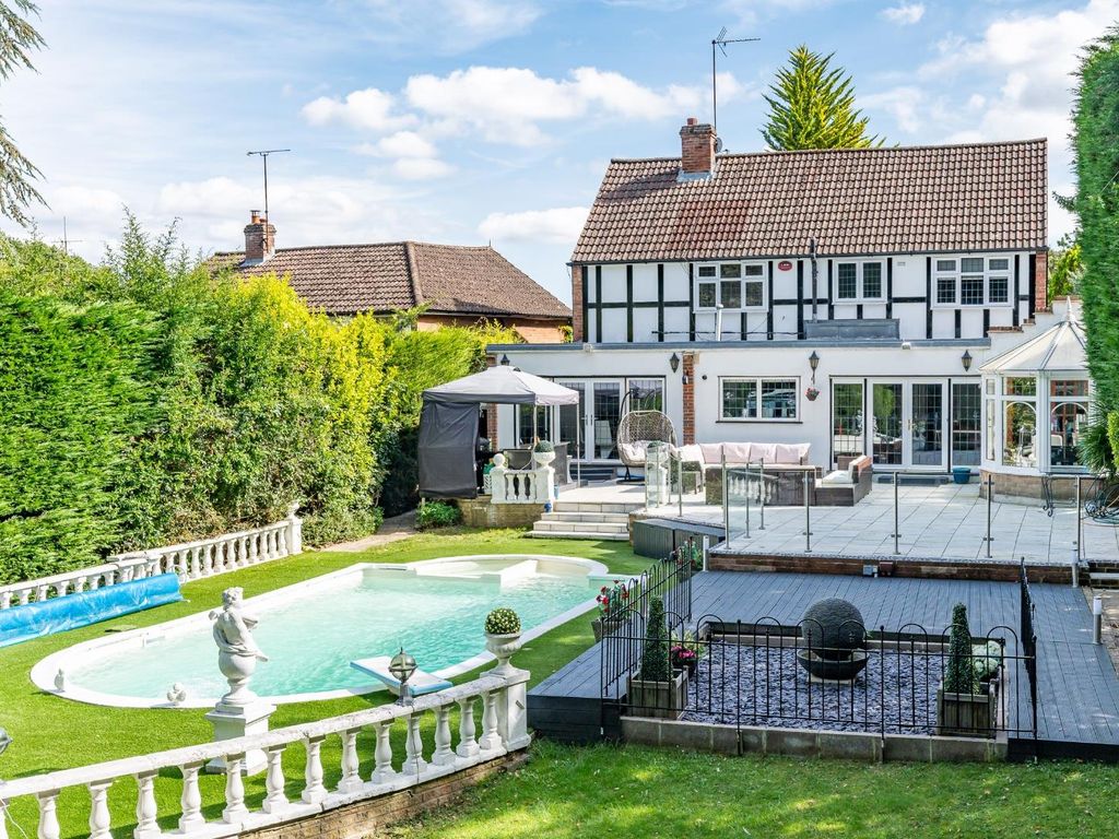 4 bed detached house for sale in Coulter Close, Cuffley, Potters Bar