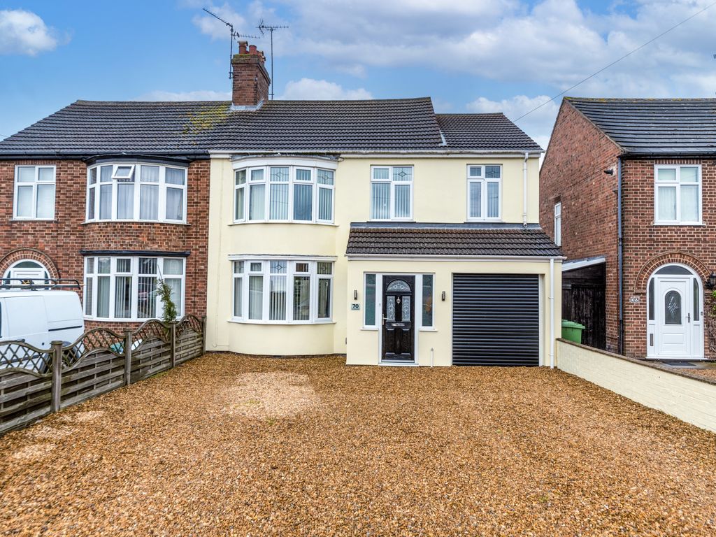 4 bed semidetached house for sale in Peterborough Road, Farcet PE7