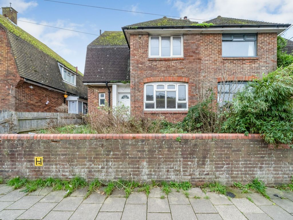 4 bed semidetached house for sale in The Bourne, Hastings TN34, £