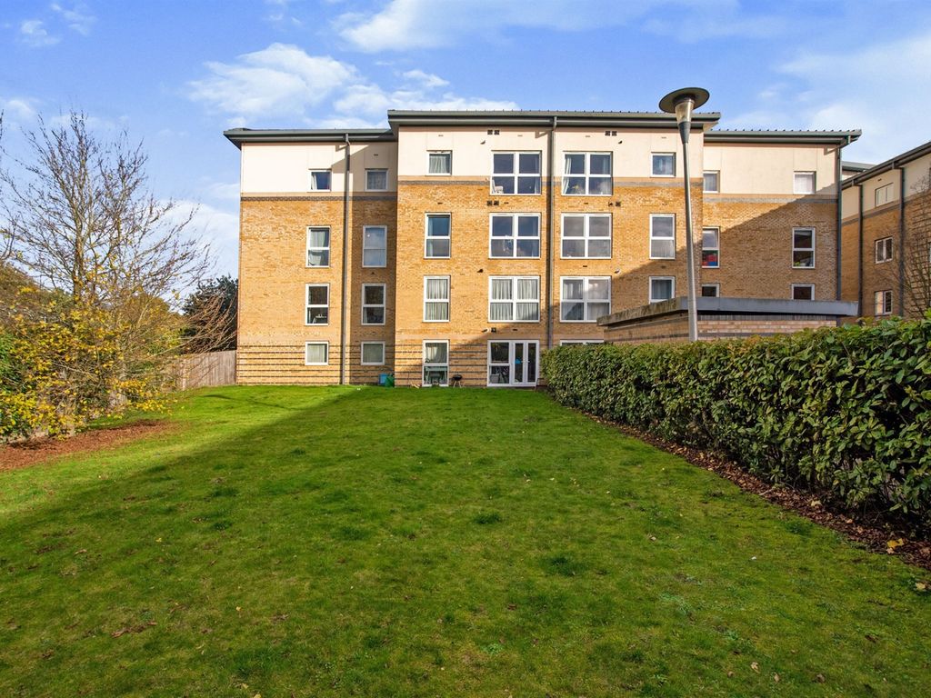 Venice Avenue Watford WD18  