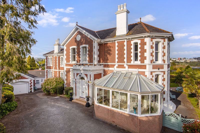 Seaway Lane, Torquay TQ2